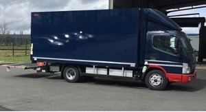 VEHICULE UTILITAIRE PIEK
